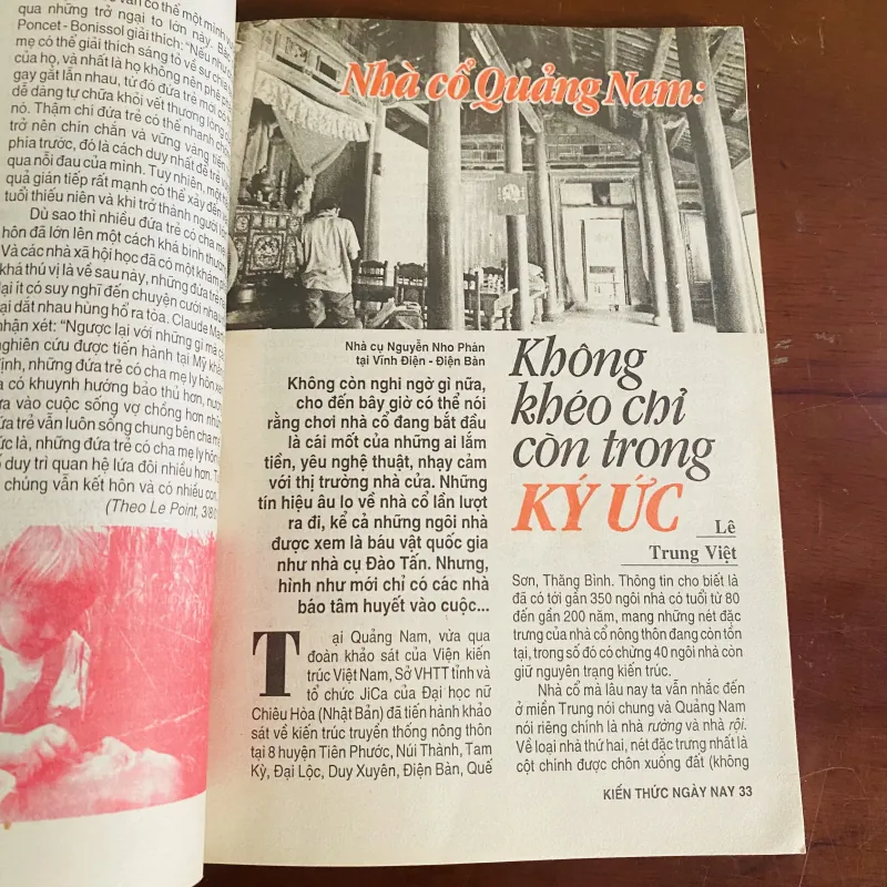 Tặng cho khách có đơn của shop, mỗi đơn tối đa 2 cuốn 0đ 990021