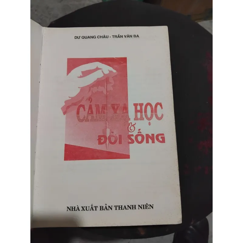 Cảm xạ học và đời sống của Dư Quang Châu và Trần Văn Ba 1036015