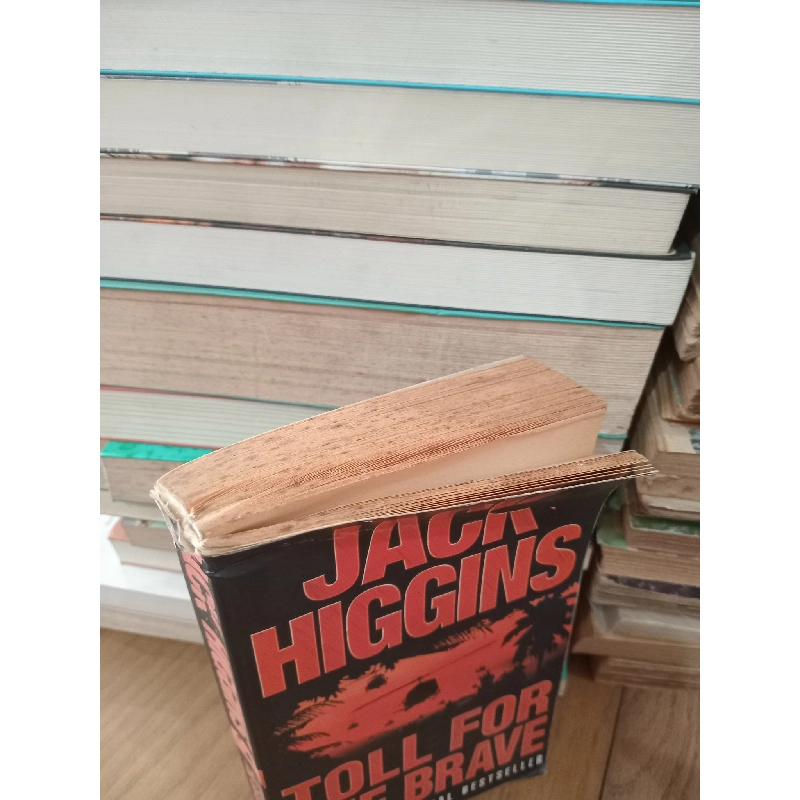 Toll for the brave - Jack Higgins 789021