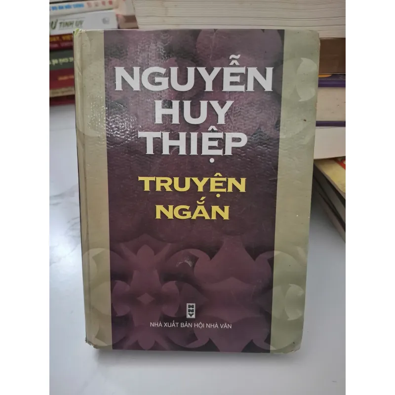 Truyện ngắn - Nguyễn Huy Thiệp - Văn học hiện đại 1004617
