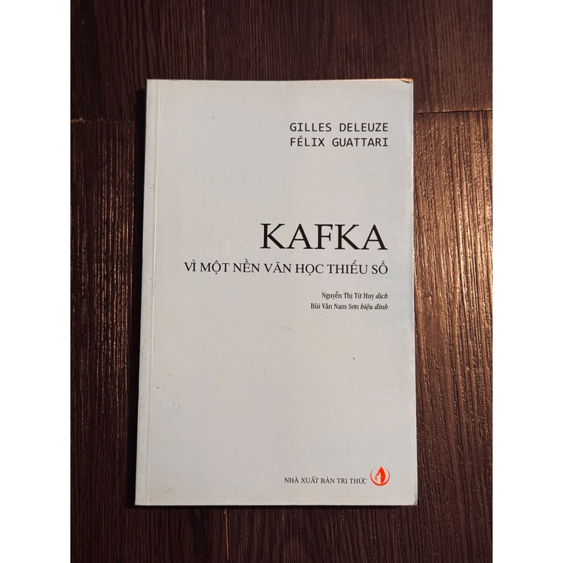 Kafka Vì một nền văn học thiểu số 497957