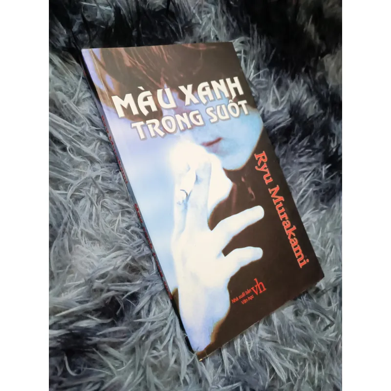 Màu xanh trong suốt (Ryu Murakami) 1023845