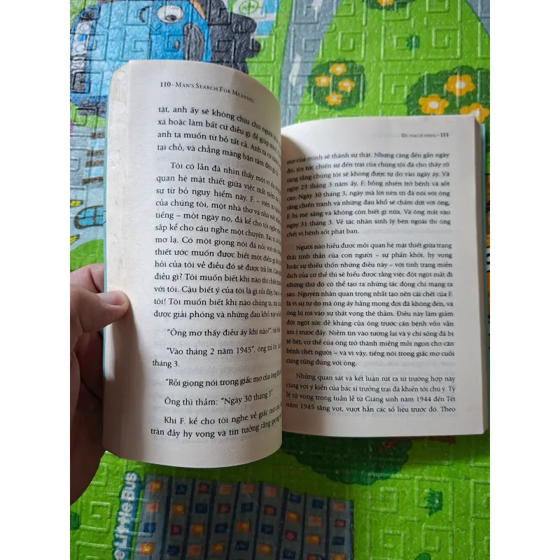 Đi tìm lẽ sống 1027663