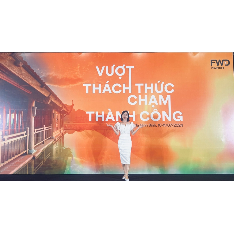 Đầm tiệc trắng, hàng thiết kế, chất co giãn, tôn dáng 378047