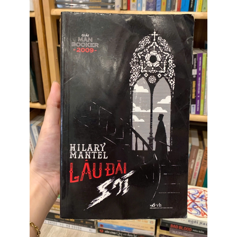 Lâu đài sói - Hilary Mantel 506862
