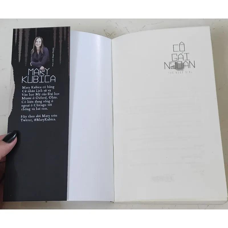 Tiểu thuyết CÔ GÁI NGOAN  (The Good Girl) - Mary Kubica (575 trang) 734002
