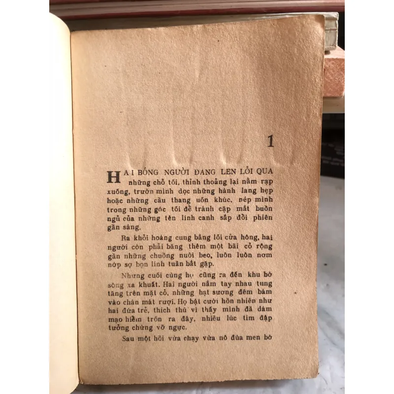 Tình sử nữ hoàng Mary - John Hale  1034181