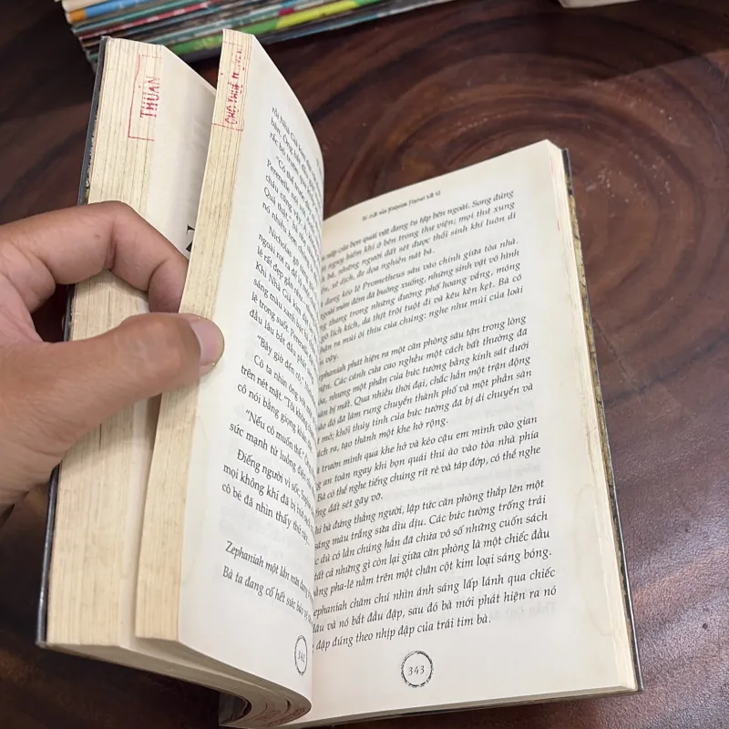 II Kẻ Chiêu Hồn, Bí Mật Của Nicholas Flamel Bất Tử - Michael Scott - 2011 998077