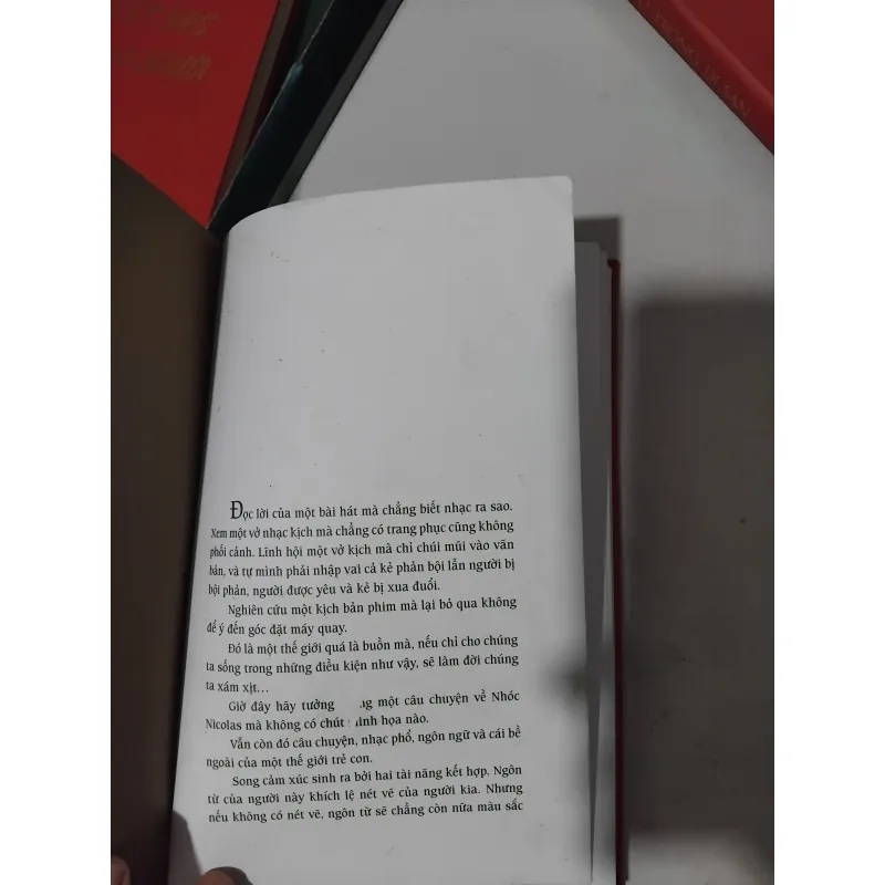 Nhóc Nicolas, quả bóng và những chuyện chưa kể 936598