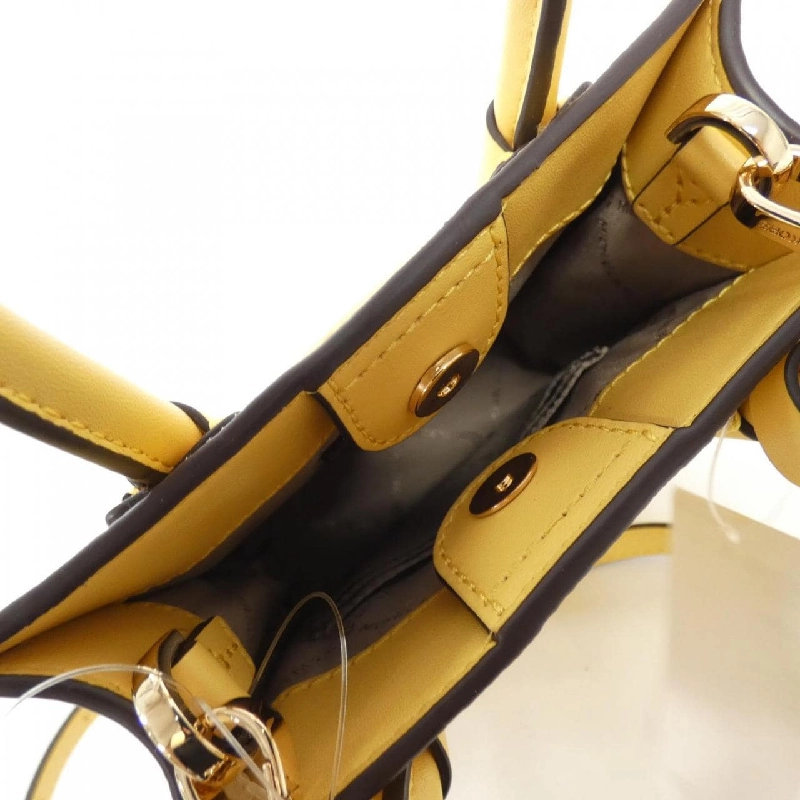 【Sản phẩm mới】Michael Michael Kors MERCER 35S1GM9T0L Túi 619032