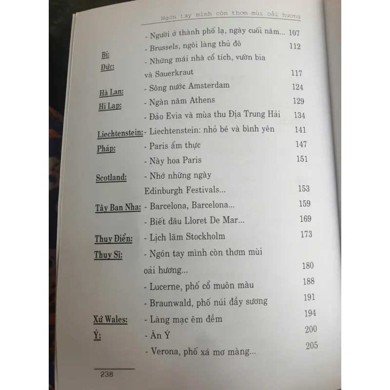 Ngón Tay Mình Còn Thơm Mùi Oải Hương 701699