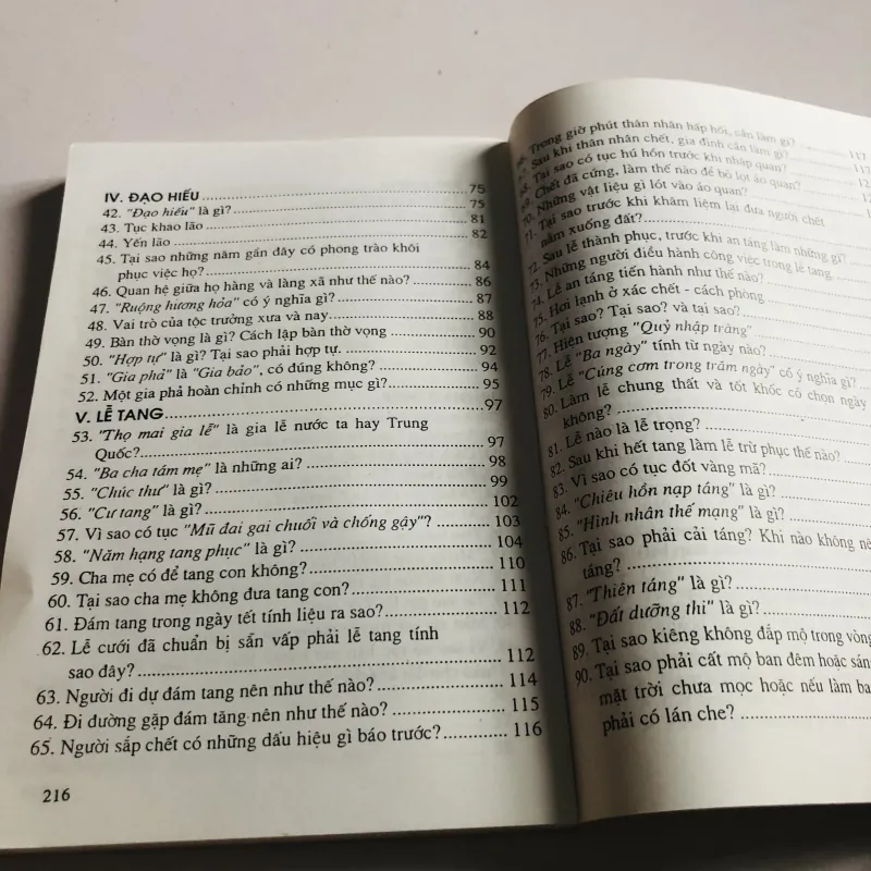 MỘT TRĂM ĐIỀU NÊN BIẾT VỀ PHONG TỤC VIỆT NAM  758099