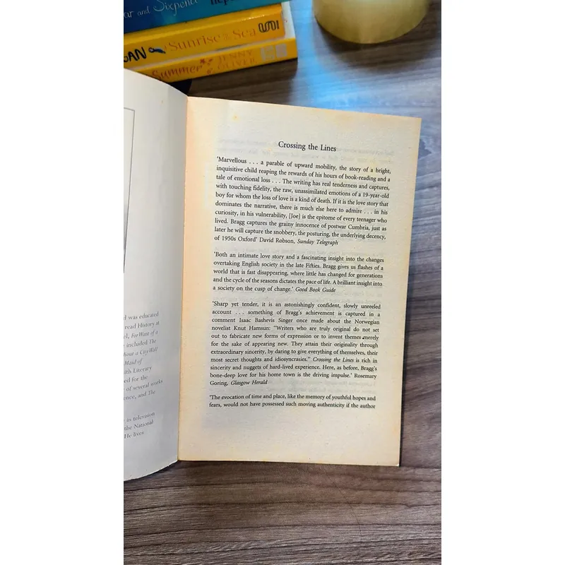 MELVYN BRAGG: CROSSING THE LINES (Preloved books) 722755