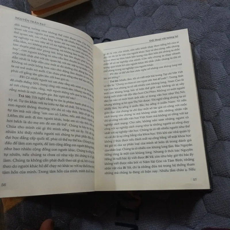 Đối Thoại Với Tương Lai- Nguyễn Trần Bạt 775834