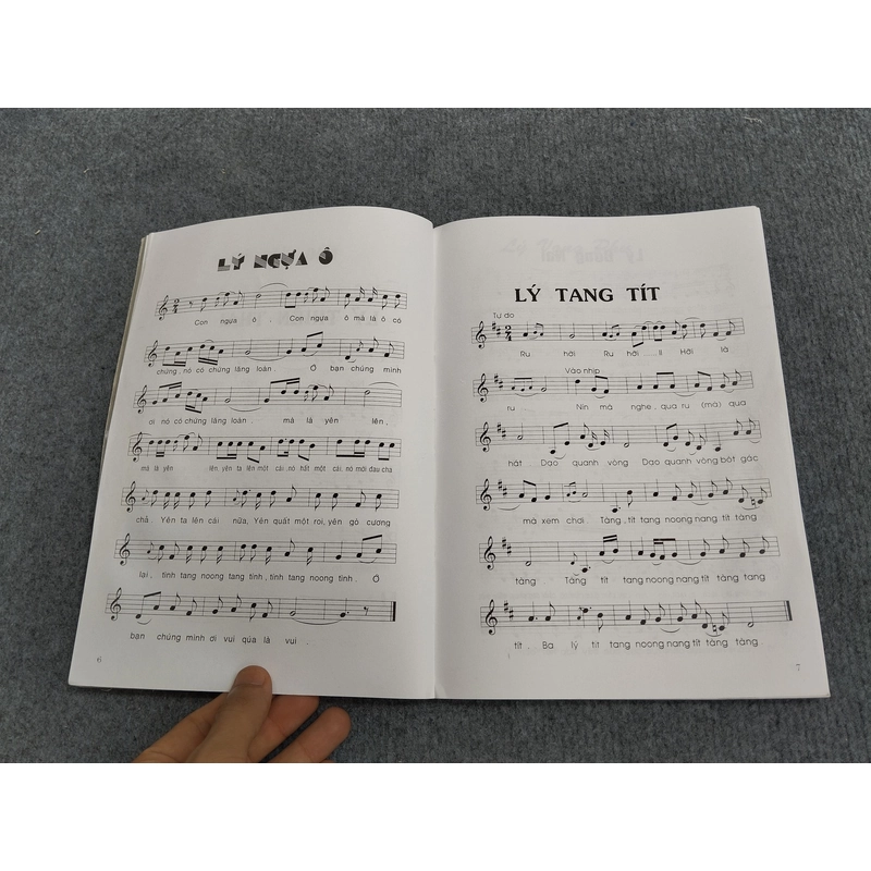 BÀI BẢN DÂN CA TRONG SÂN KHẤU BÀI CHÒI 495365