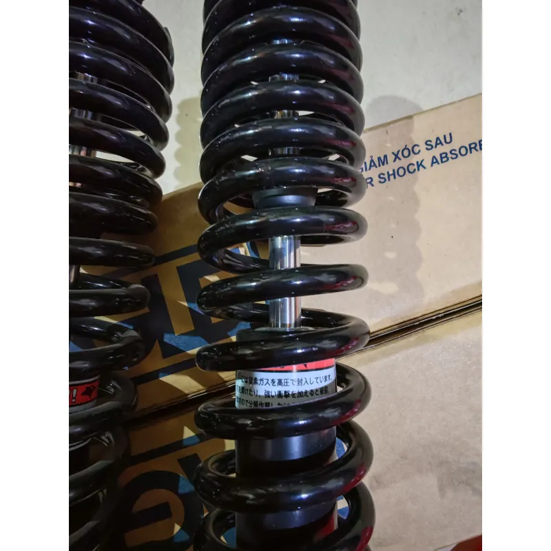 Bán phuộc sau, fullbox mới toanh 99%, cao 355mm. 
600k. 1025903