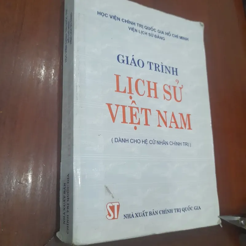 Giáo trình LỊCH SỬ VIỆT NAM 683438