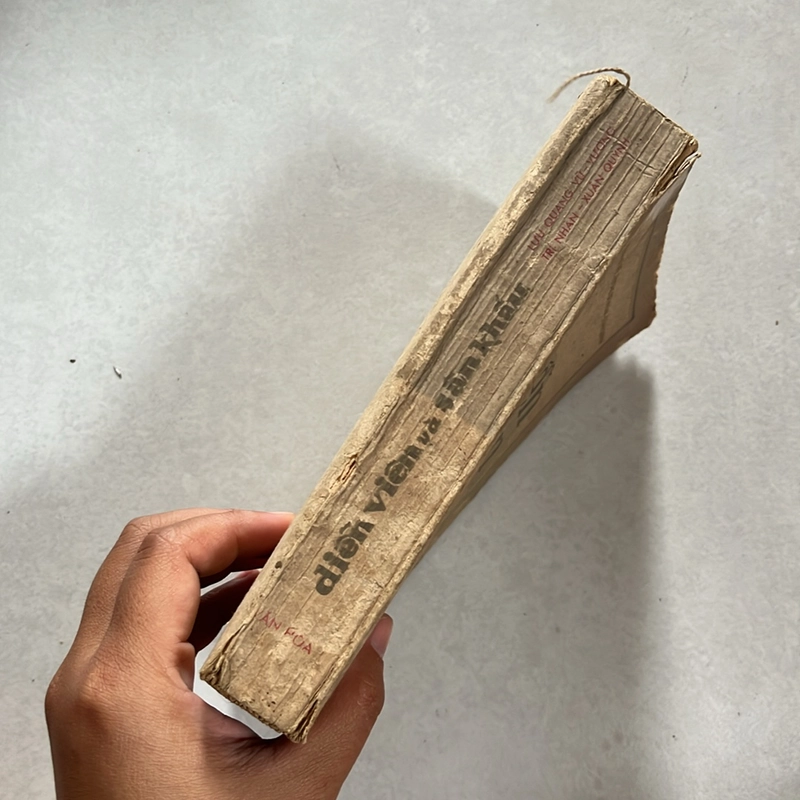 Diễn viên và sân khấu — Lưu Quang Vũ — 1979s 498199