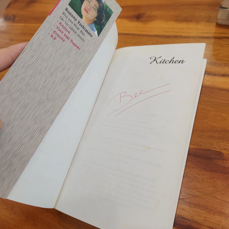 [Sách cũ] Kitchen - Banana Yoshimoto 460148
