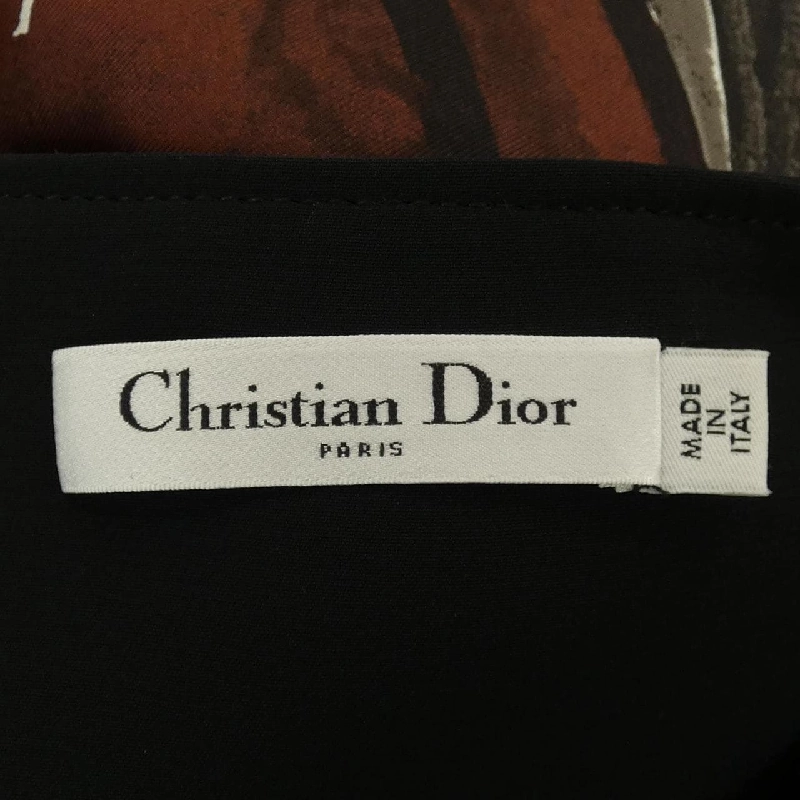 クリスチャンディオール CHRISTIAN DIOR 5C21510D1726 Top - Hàng hiệu Chính hãng 824024