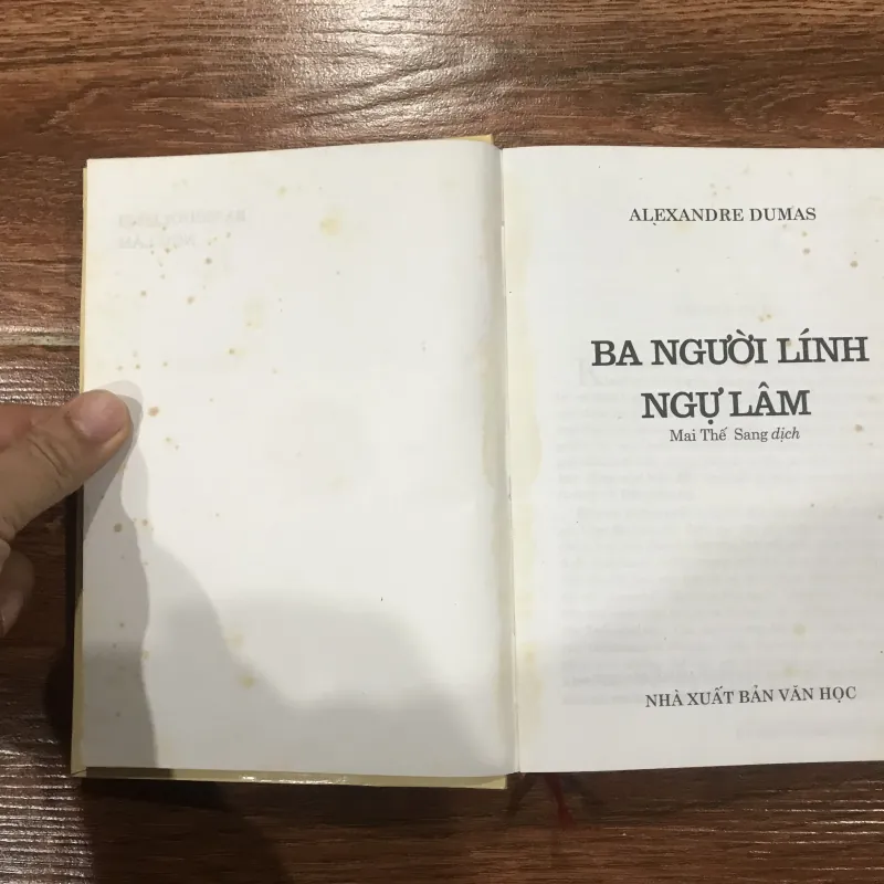 Ba người lính ngự lâm  (k3)  798847