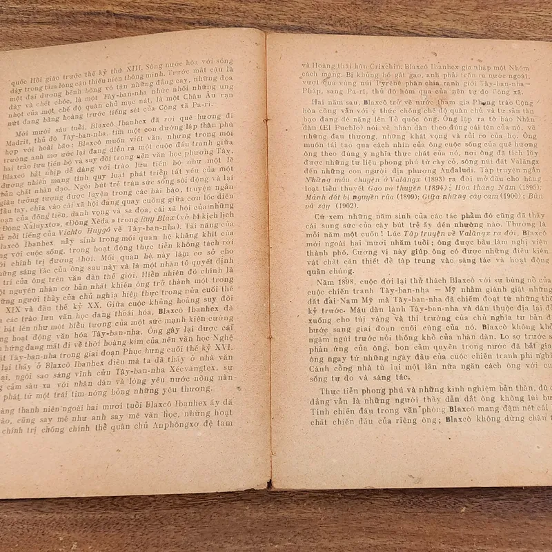 Tác phẩm VH Tây Ban Nha: ĐẤU TRƯỜNG ĐẪM MÁU (Blaxco Ibanhex) 732689