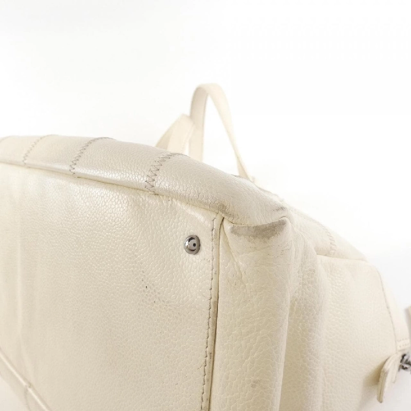 Túi xách chéo Chanel 28024 613474