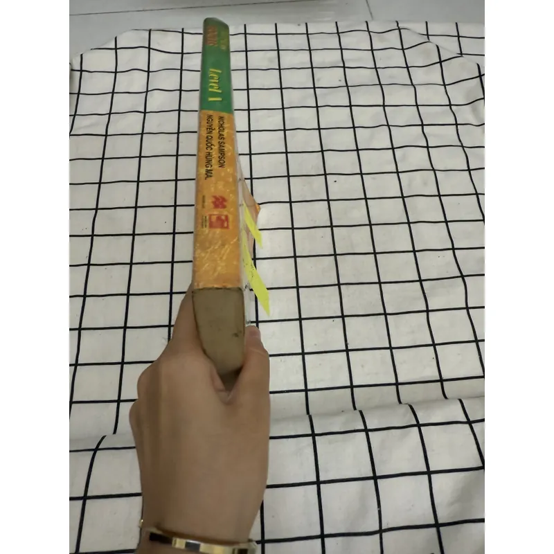 ENGLISH IN FOCUS 657590