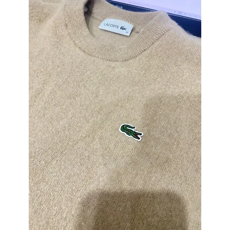 MỚI 99%***[[GIÁ 2.800K]]**ÁO LEN LACOSTE* SIZE 38* MÀU BE / NÂU SÁNG *TẶNG QUÀ 0Đ FREESHIP 591618