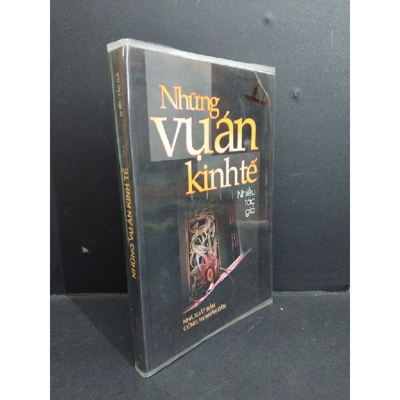 Những vụ án kinh tế mới 90% ố nhẹ 2006 HCM2811 Nhiều tác giả VĂN HỌC 355385