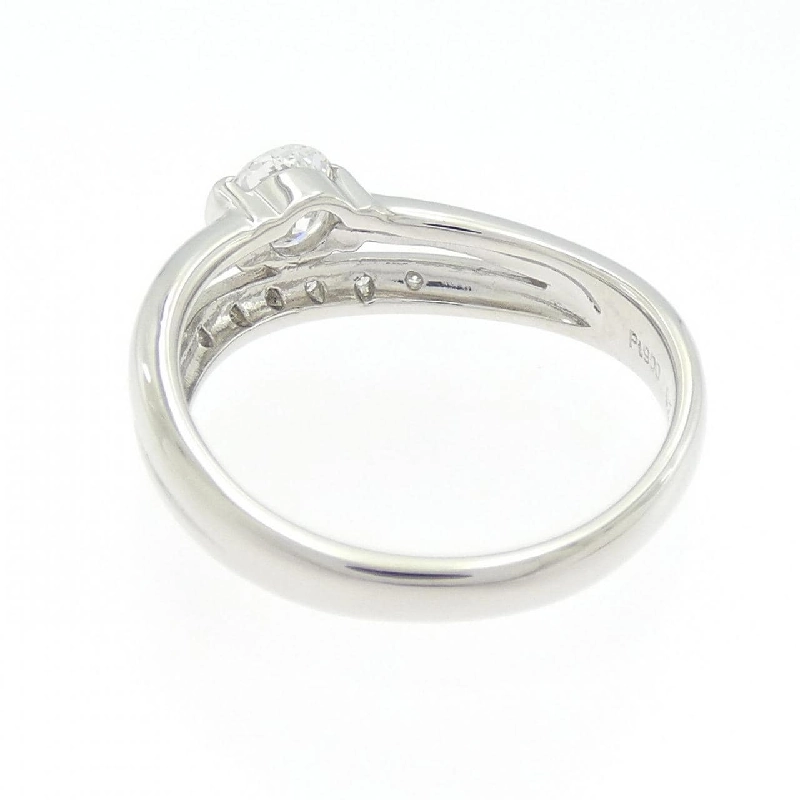 Nhẫn kim cương PT900 0.39CT 669630