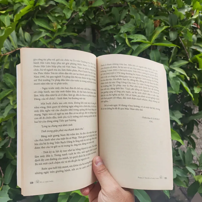 Ký Ức Mậu Thân - Hội Nhà Văn  558906