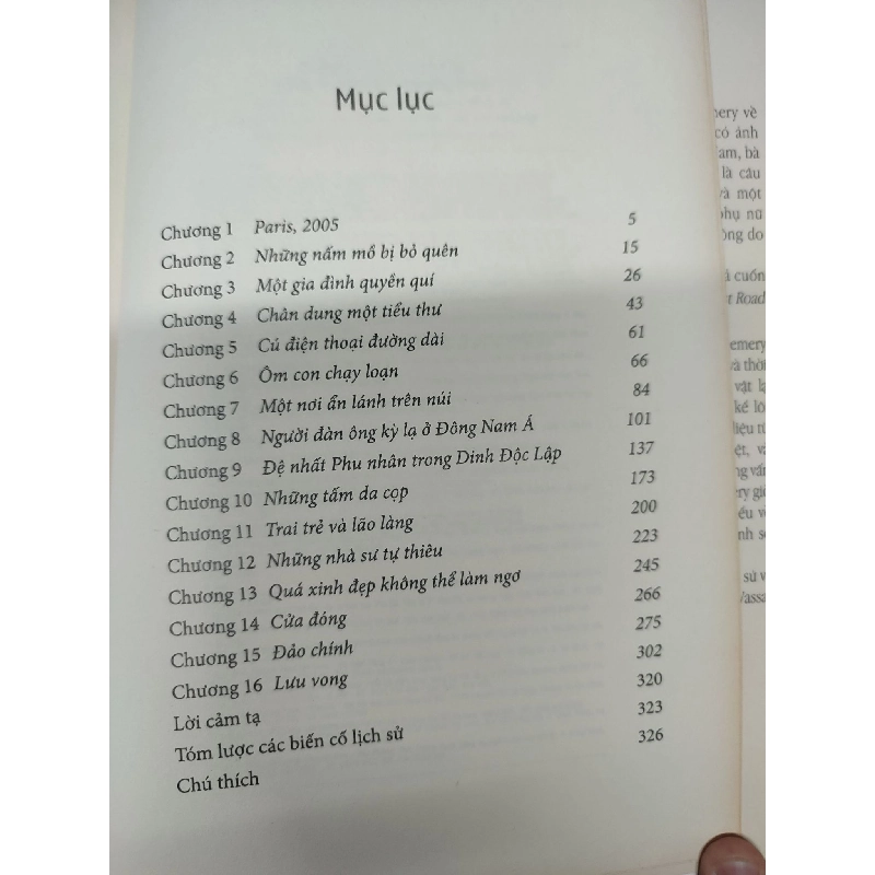 Madam Nhu Trần Lệ Xuân - Quyền lực bà rồng mới 70% ố vàng rách nhẹ trang 2016 HCM1406 Monique Brinson Demery SÁCH DANH NHÂN 923275