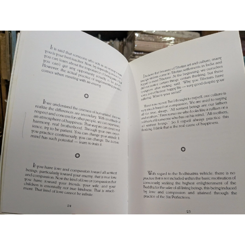 Ocean of Wisdom - The Dalai Lama of Tibet 797001