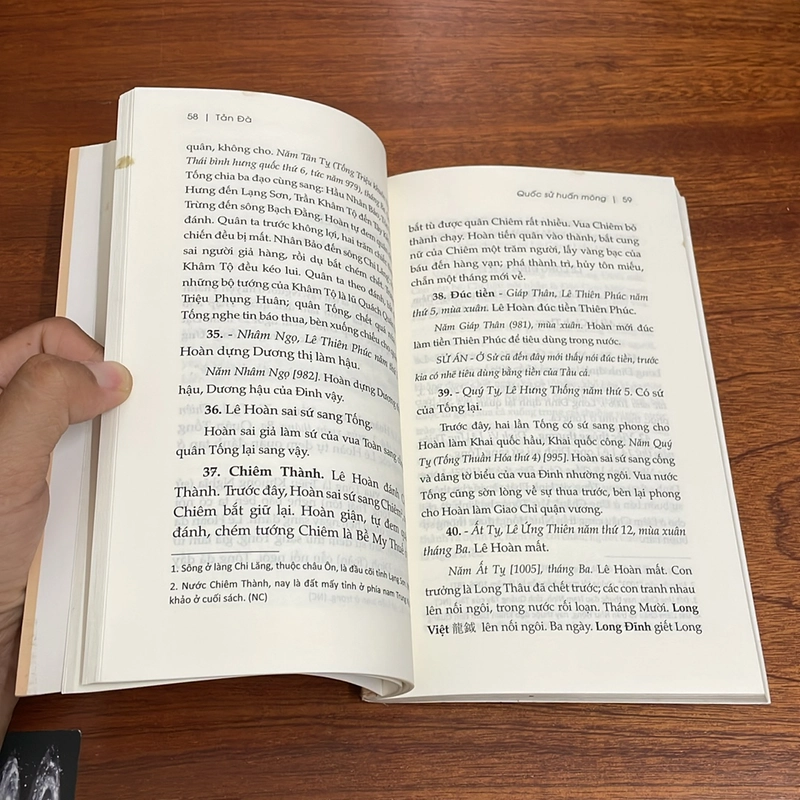 II Sách Lịch Sử: Quốc Sử Huấn Mông - Tản Đà, Nguyễn Khắc Hiếu - 2019 500392