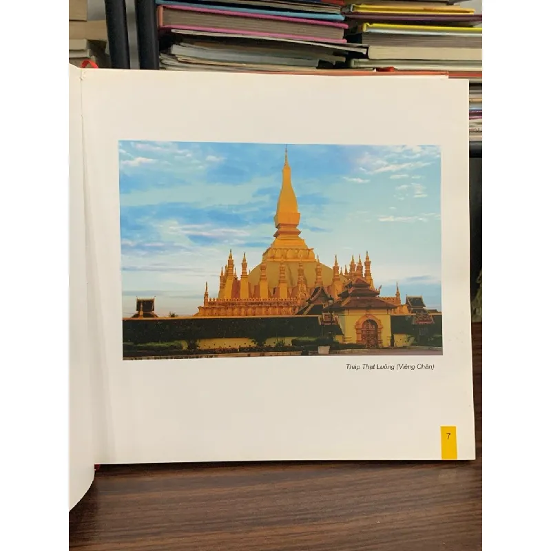 Đất nước Lào tươi đẹp – Trần Duy Ngoãn 594141