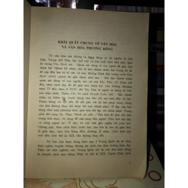 Đại cương văn hoá phương Đông - GS. Lương Duy Thứ - Phan Nhật Chiêu - Phan Thu Hiền  933260