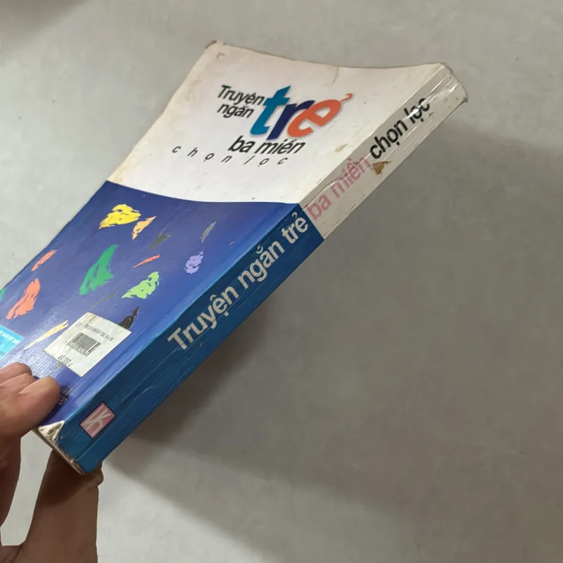 Truyện ngắn trẻ ba miền chọn lọc 748052