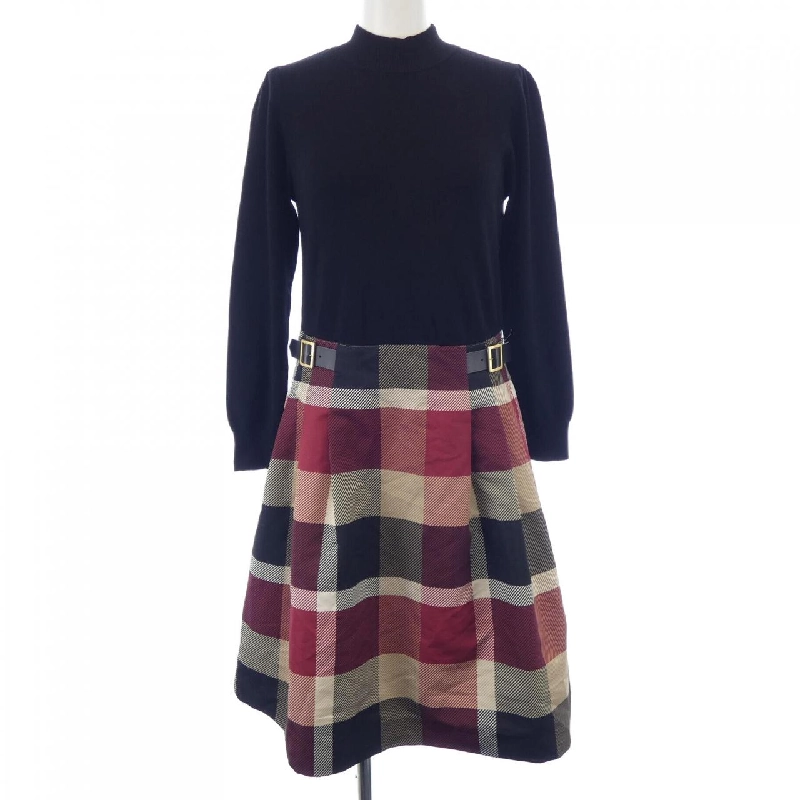 【Mã giảm giá】Blue Label Crestbridge BLUE LABEL CRESTBRIDGE Váy 651137