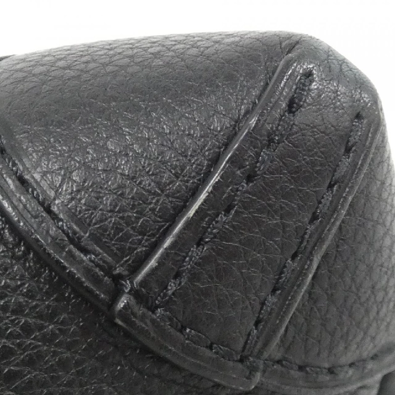 Túi đeo chéo Louis Vuitton Steamer M11607 612651