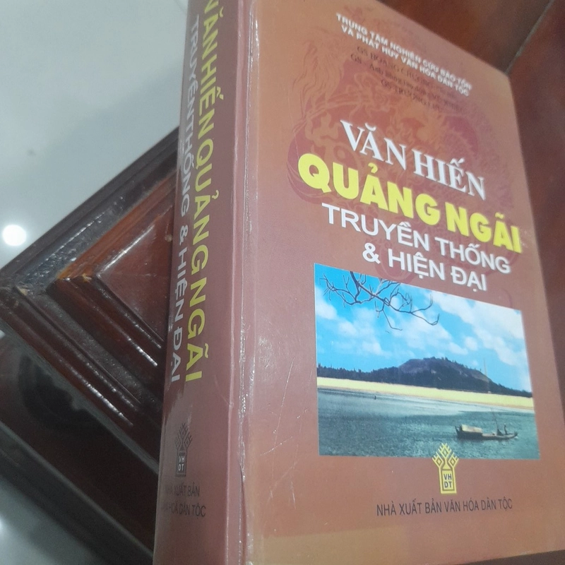 VĂN HIẾN QUẢNG NGÃI, Truyền thống & Hiện đại 458959
