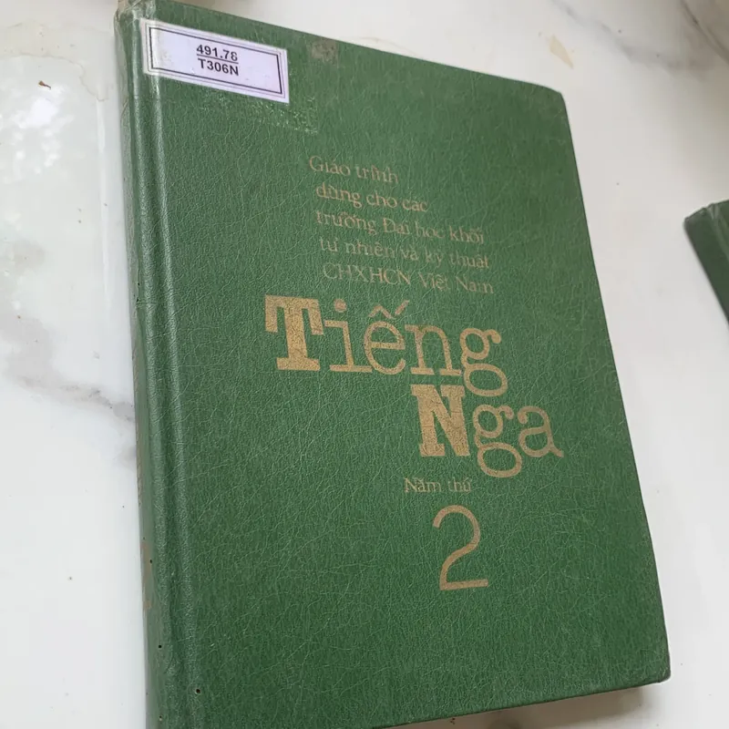 Sách học tiếng Nga, bìa cứng, in tại Nga năm 1987 599188
