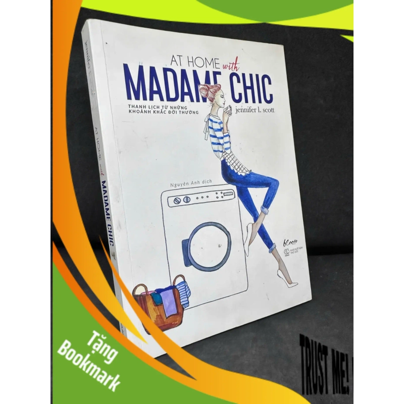 (TẶNG BOOKMARK) At Home With Madame Chic, 2020 - Jennifer L. Scott H1809 RBK 937676