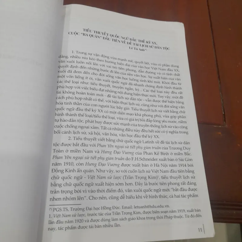 NGHIÊN CỨU VÀ GIẢNG DẠY VĂN HỌC VỀ ĐỀ TÀI LỊCH SỬ DÂN TỘC (kỷ yếu hội thảo khoa học) 1037086
