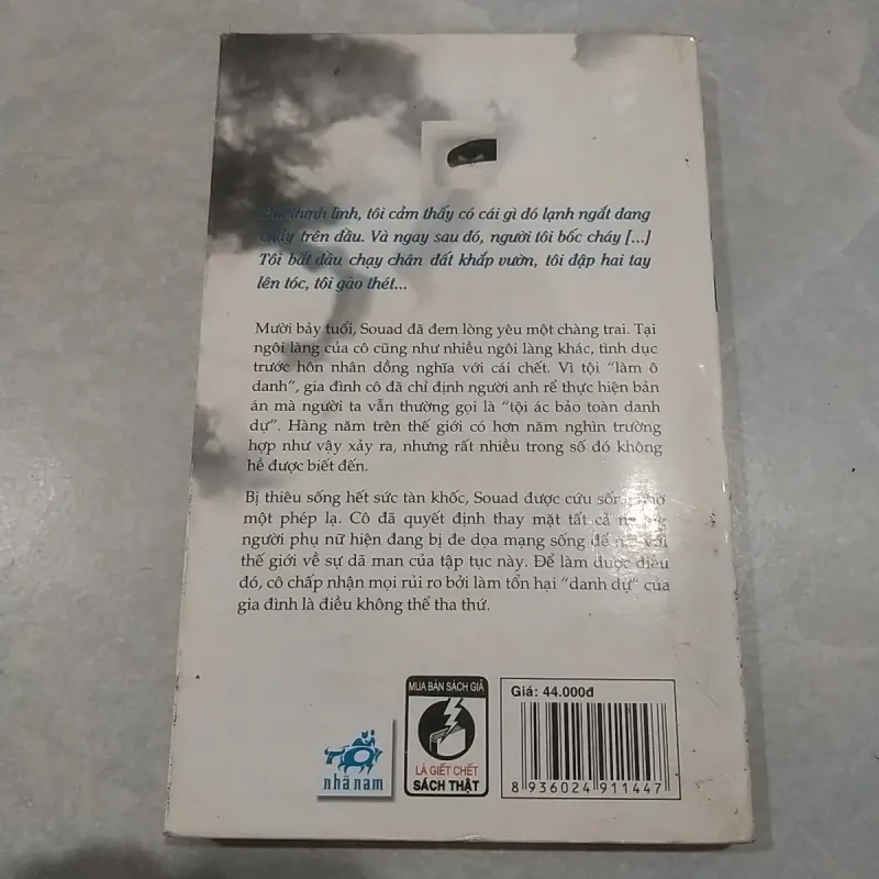 Sách Cũ - Bị Thiêu Sống 1010745