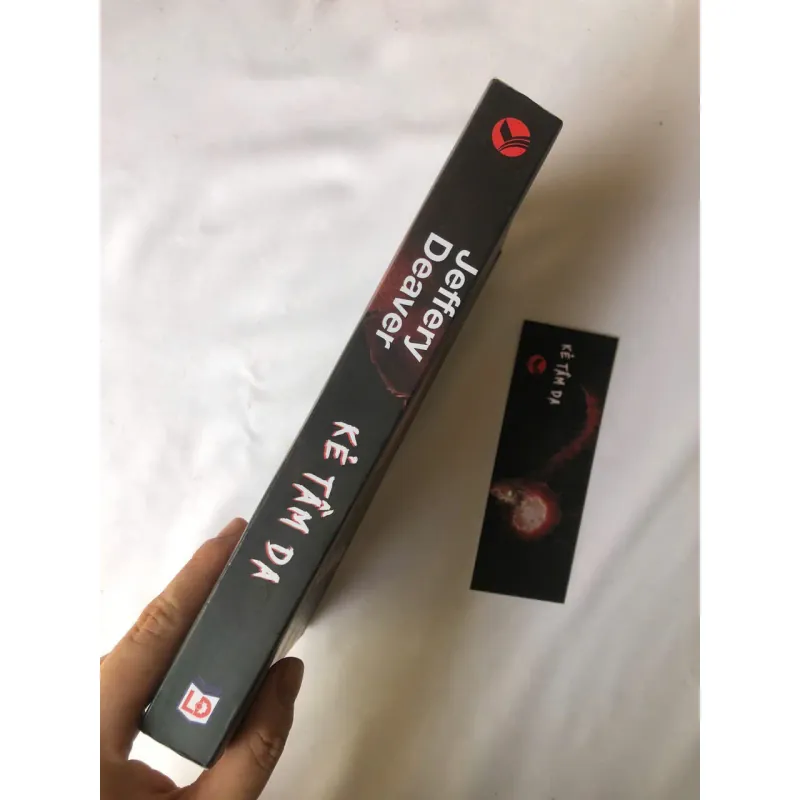 Kẻ Tầm Da - Jeffery Deaver 740839