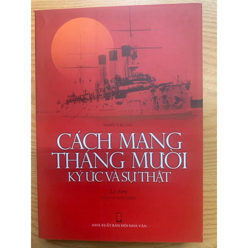Cách mạng tháng 10 ký ức và sự thật 524792