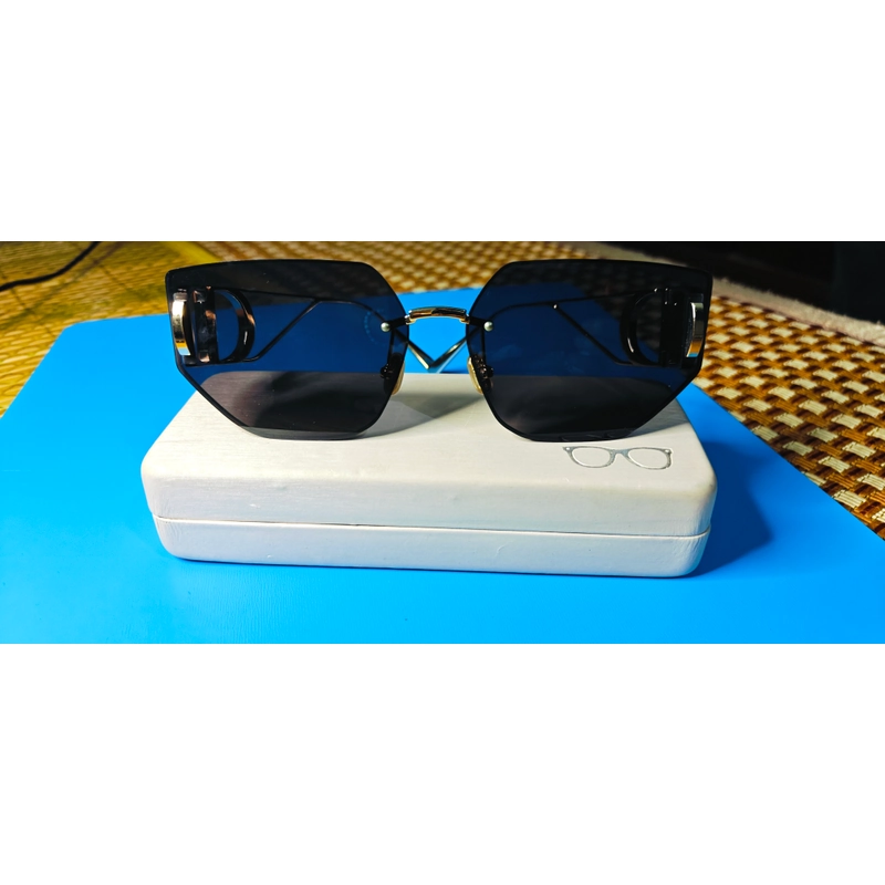 Kính râm nữ thời trang 542931