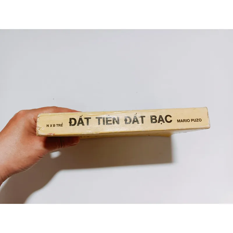 Đất Tiền Đất Bạc - Mario Puzo 736190