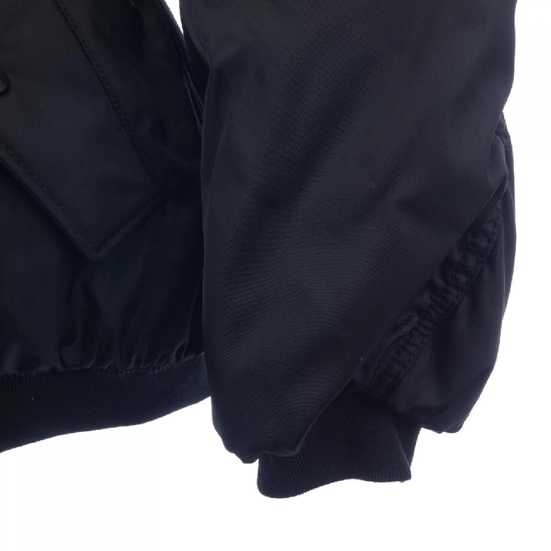 Áo khoác PRADA - Hàng hiệu Authentic 900241